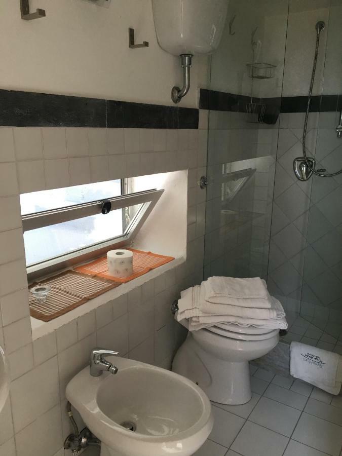 Ruderi Apartment Cetara Bagian luar foto